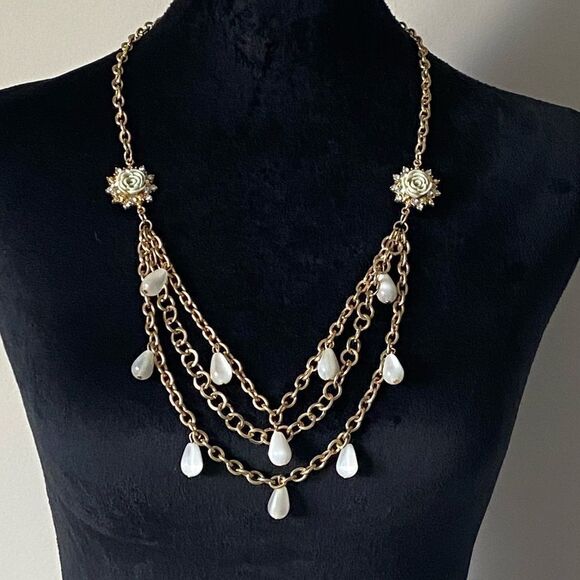 Layered Statement Necklace - Picture 1 of 3